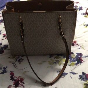 Michaels Kors purse
